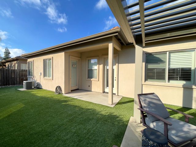 1702 Moonbeam Way, Turlock, CA 95382