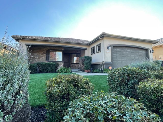 1702 Moonbeam Way, Turlock, CA 95382