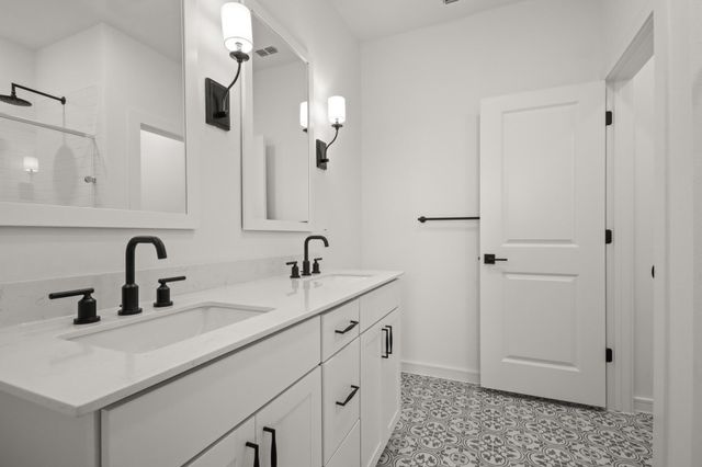 575 Day Station Drive, Dayton, TX 77535