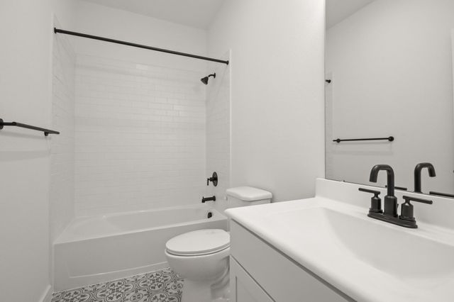575 Day Station Drive, Dayton, TX 77535
