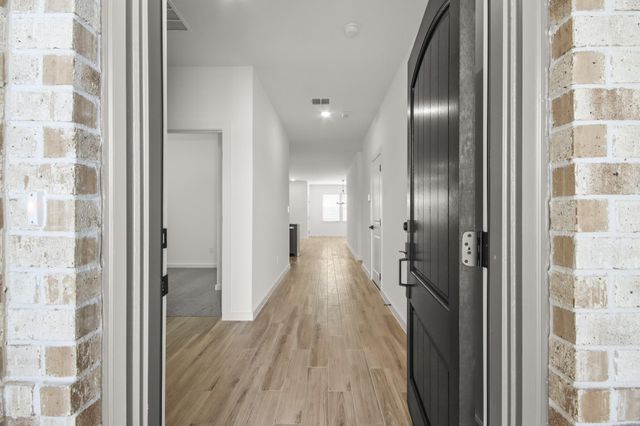 575 Day Station Drive, Dayton, TX 77535