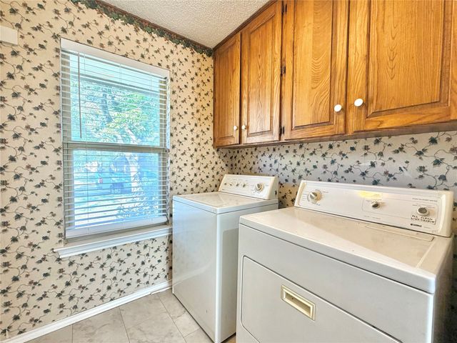 1821 Broadway Street, Denton, TX 76201