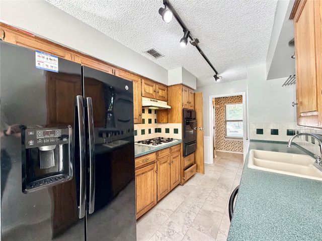 1821 Broadway Street, Denton, TX 76201