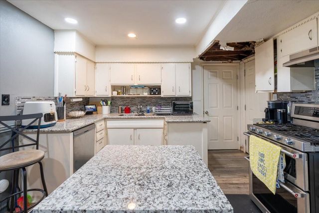 10601 Buffum Street, Houston, TX 77051