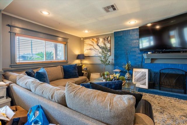 10601 Buffum Street, Houston, TX 77051