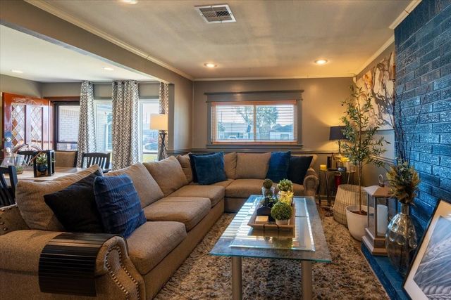 10601 Buffum Street, Houston, TX 77051