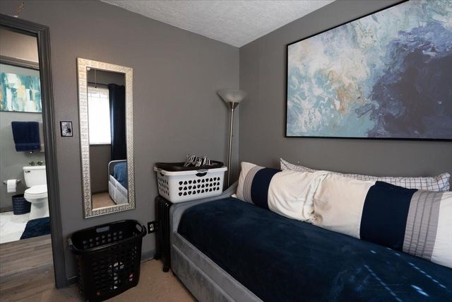 10601 Buffum Street, Houston, TX 77051