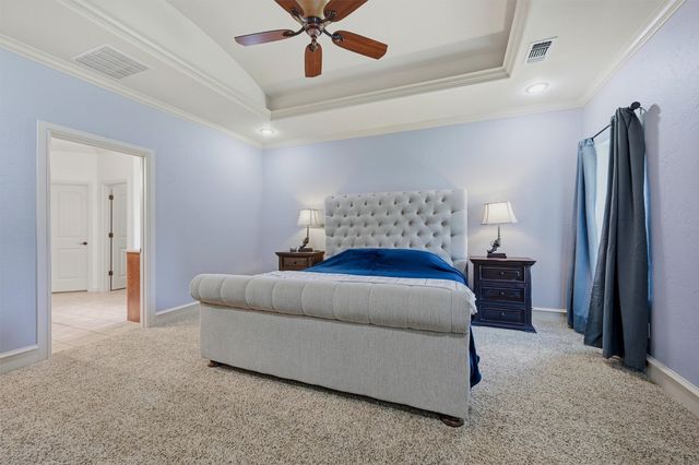 201 Hillside Lane, Lindsay, TX 76250