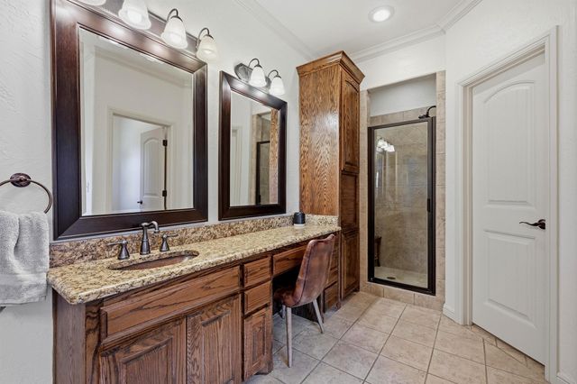 201 Hillside Lane, Lindsay, TX 76250