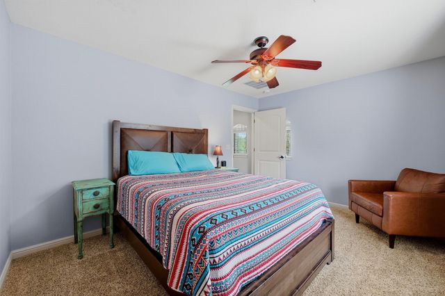 201 Hillside Lane, Lindsay, TX 76250