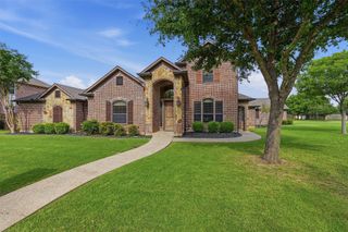 201 Hillside Lane, Lindsay, TX 76250