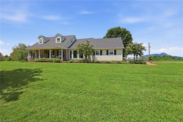 1207 Grassy Creek Road, Pinnacle, NC 27043