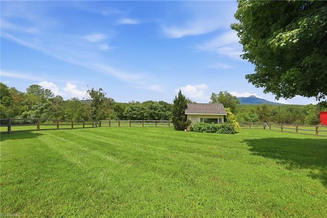1207 Grassy Creek Road, Pinnacle, NC 27043