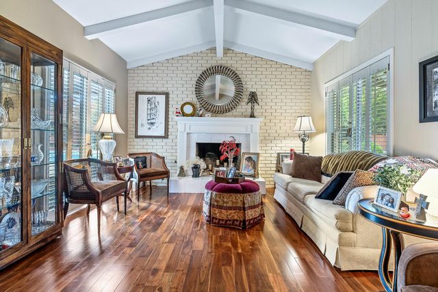 5627 N Kavanagh Avenue, Fresno, CA 93711