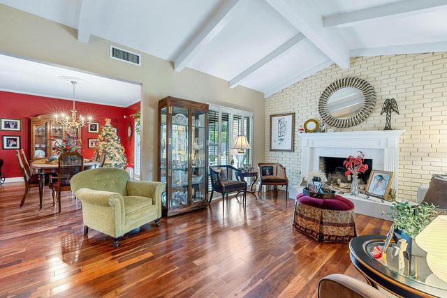 5627 N Kavanagh Avenue, Fresno, CA 93711