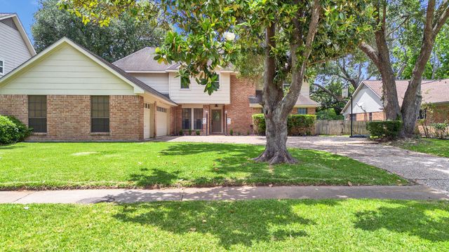 3606 E Creek Club Drive, Missouri City, TX 77459