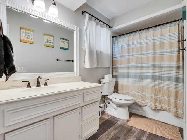3606 E Creek Club Drive, Missouri City, TX 77459