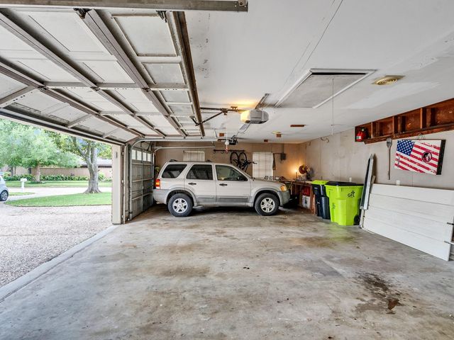 3606 E Creek Club Drive, Missouri City, TX 77459
