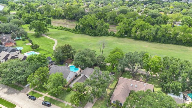3606 E Creek Club Drive, Missouri City, TX 77459