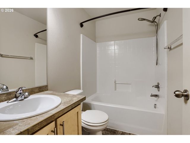 310 Nw 116TH Ave 105, Portland, OR 97229