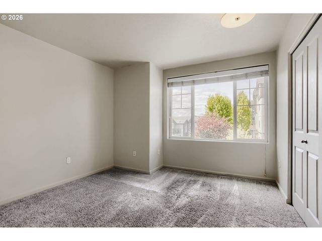 310 Nw 116TH Ave 105, Portland, OR 97229