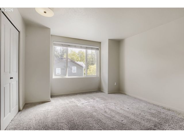 310 Nw 116TH Ave 105, Portland, OR 97229