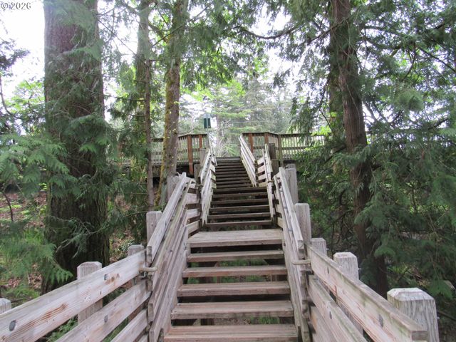 310 Nw 116TH Ave 105, Portland, OR 97229