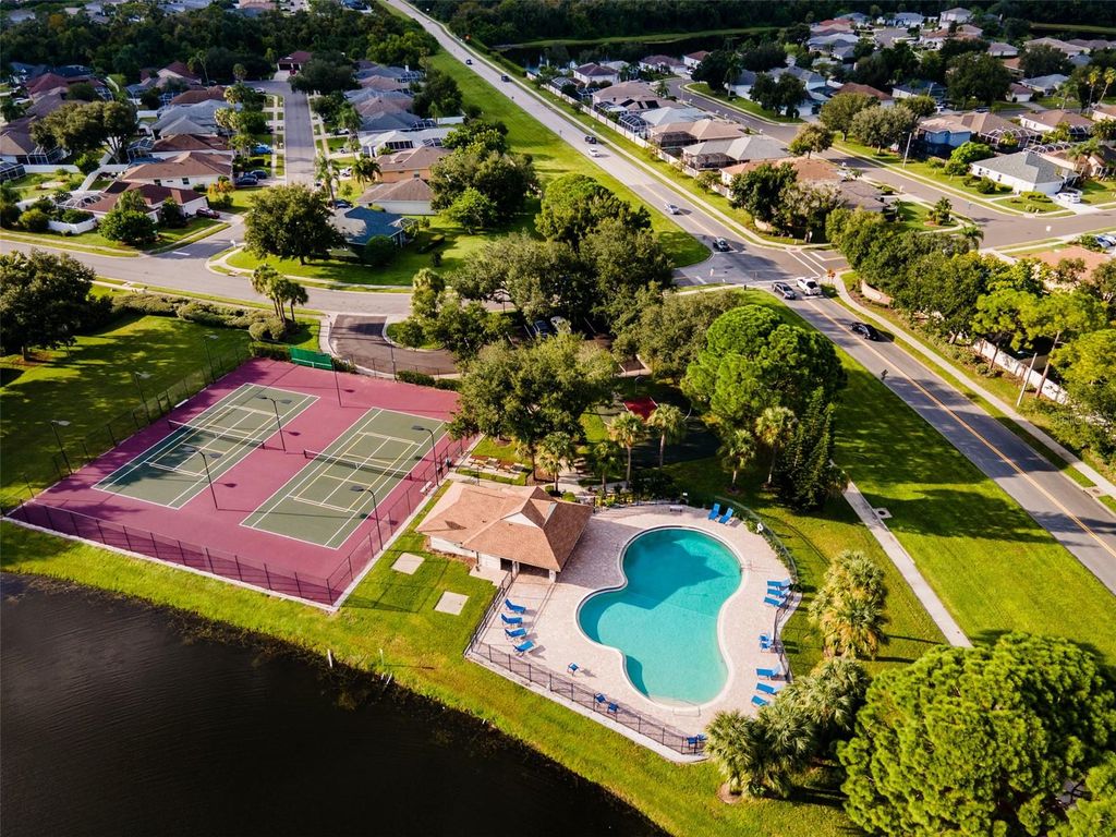 Image 55 of property listing at 4722 78TH COURT E, Bradenton, FL 34203