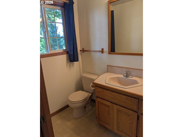 15341 S HATTAN Rd, Oregon City, OR 97045