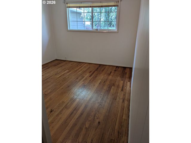 15341 S HATTAN Rd, Oregon City, OR 97045