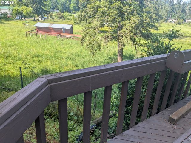 15341 S HATTAN Rd, Oregon City, OR 97045