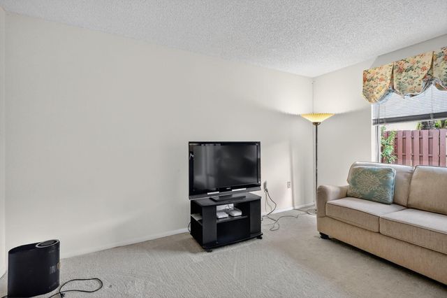 17349 NW 62nd Place, Hialeah, FL 33015