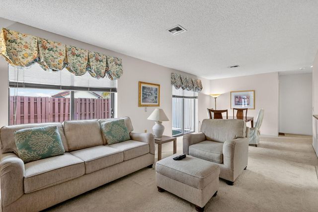 17349 NW 62nd Place, Hialeah, FL 33015