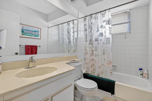 17349 NW 62nd Place, Hialeah, FL 33015