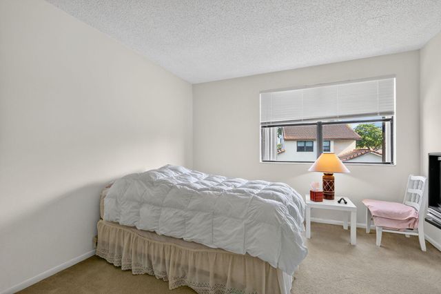 17349 NW 62nd Place, Hialeah, FL 33015