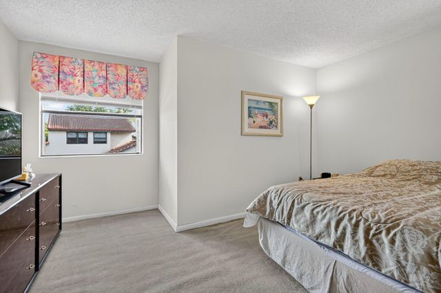 17349 NW 62nd Place, Hialeah, FL 33015