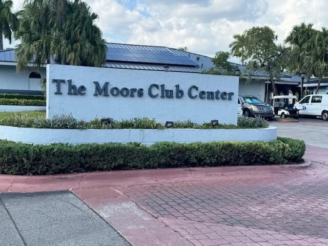 17349 NW 62nd Place, Hialeah, FL 33015