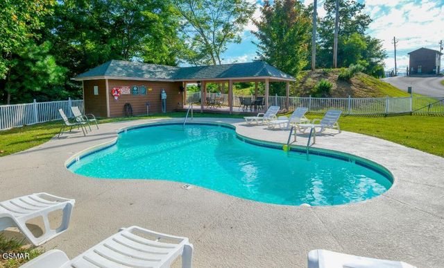 927 Street Of Dreams Way, Gatlinburg, TN 37738