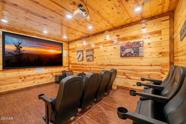 927 Street Of Dreams Way, Gatlinburg, TN 37738