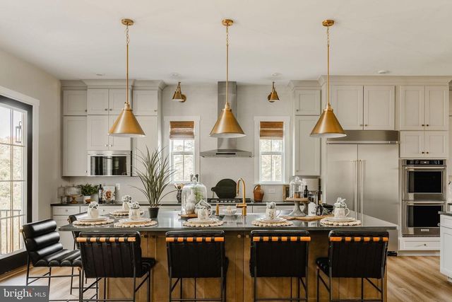 8001 AMERICAN #NOTTINGHAM, Breinigsville, PA 18031