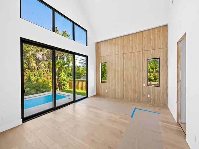 1628 NE 17th Avenue, Fort Lauderdale, FL 33305