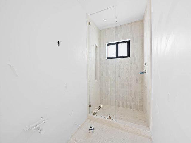 1628 NE 17th Avenue, Fort Lauderdale, FL 33305