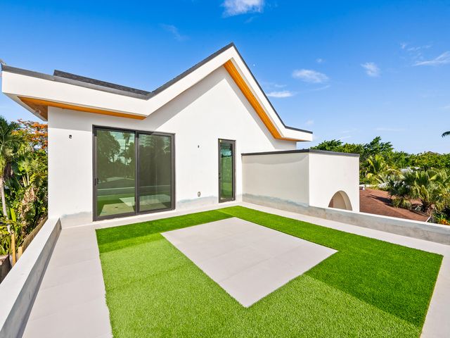 1628 NE 17th Avenue, Fort Lauderdale, FL 33305