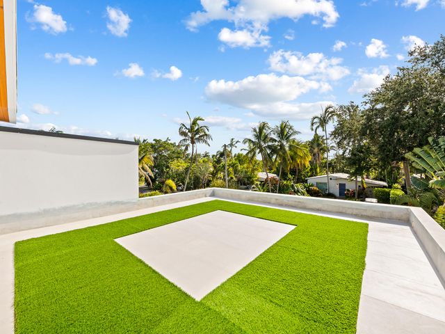 1628 NE 17th Avenue, Fort Lauderdale, FL 33305
