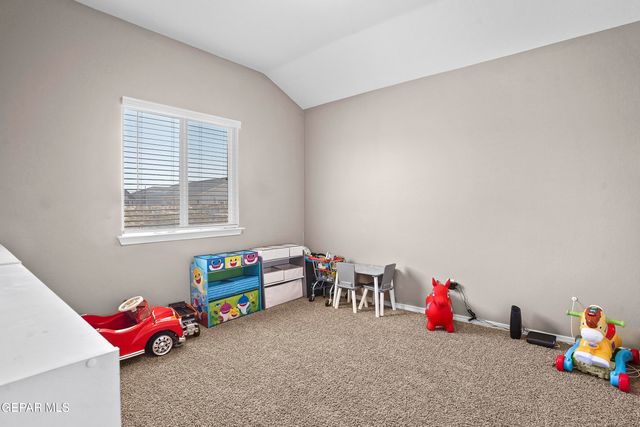 420 Gran Villa, Socorro, TX 79927