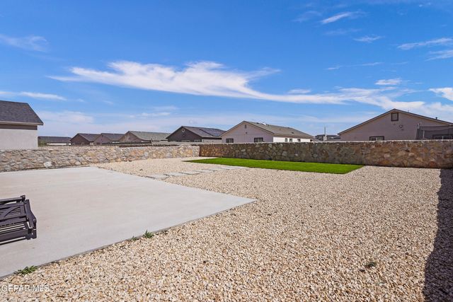 420 Gran Villa, Socorro, TX 79927