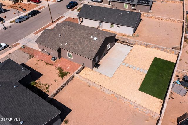 420 Gran Villa, Socorro, TX 79927