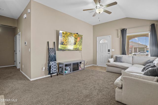 420 Gran Villa, Socorro, TX 79927