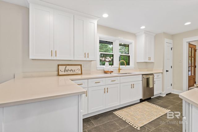 628 Chelsea Drive, Mobile, AL 36608
