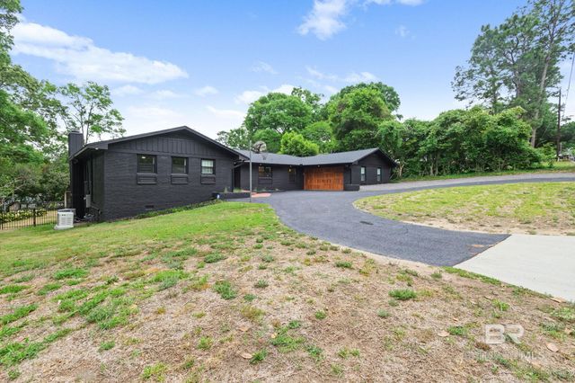 628 Chelsea Drive, Mobile, AL 36608